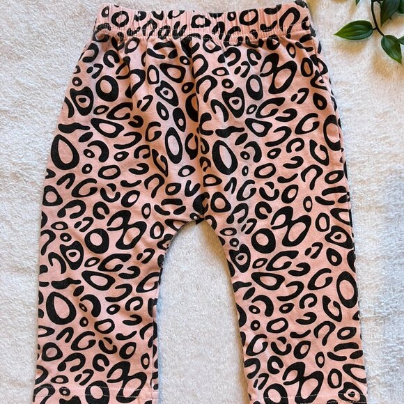 Baby Leopard Print Pants 3-9M Pink Black Animal Print GUC - Picture 11 of 15